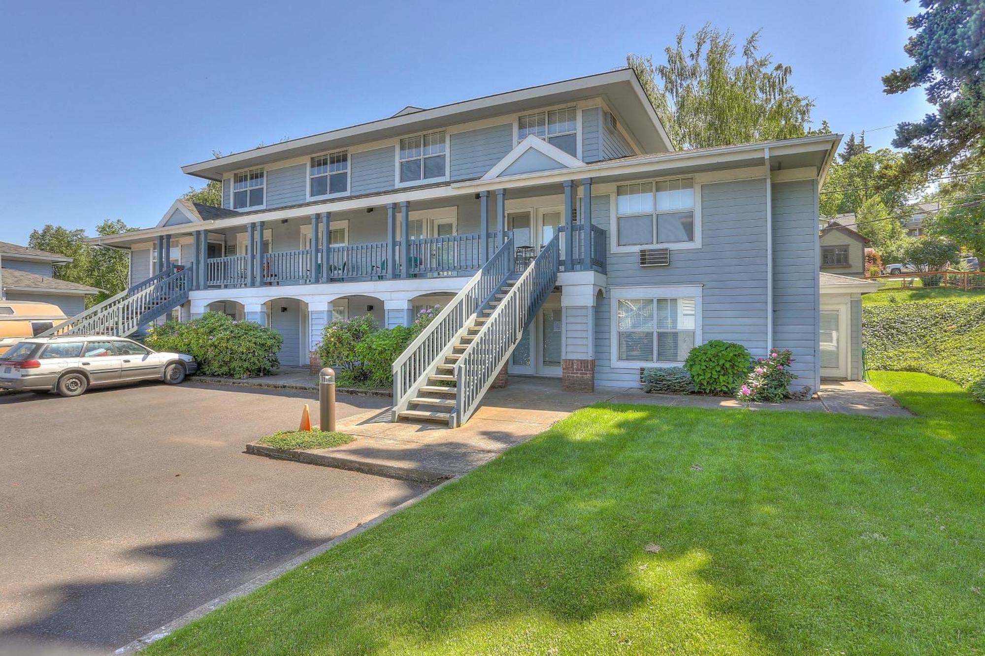 13 Lodge Hood River Eksteriør billede